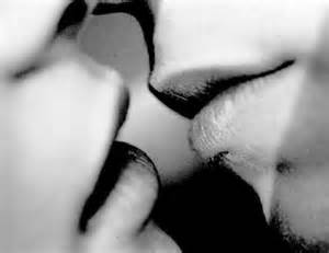 Como beijar de língua?