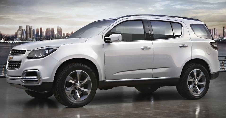 Imponente a Nova Blaizer vem para assumir seu lugar de direito, a liderança dos SUVs 